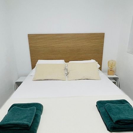 Apartamentos Familiares Puerto Nova Cartagena Luaran gambar