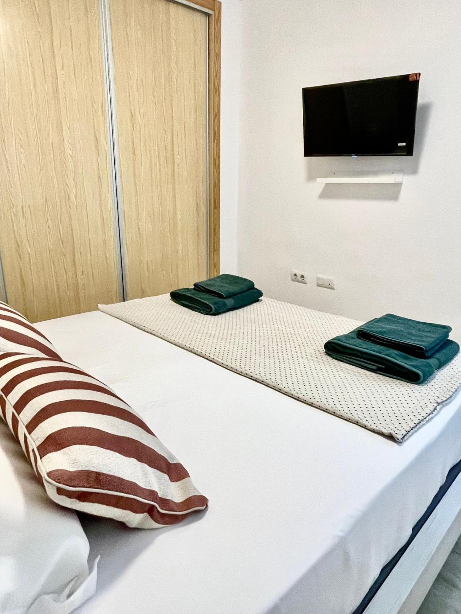 Apartamentos Familiares Puerto Nova Cartagena Luaran gambar