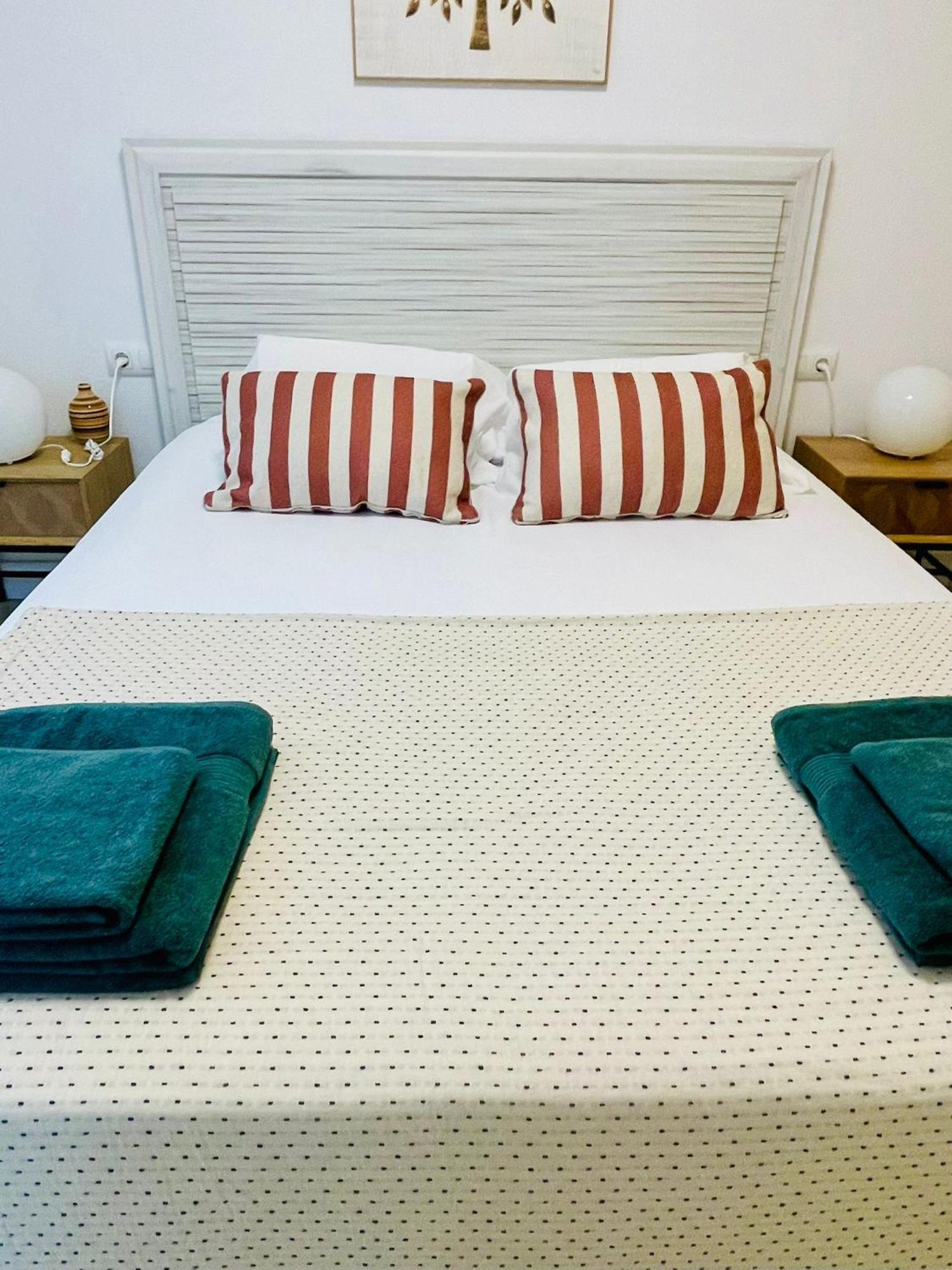 Apartamentos Familiares Puerto Nova Cartagena Luaran gambar